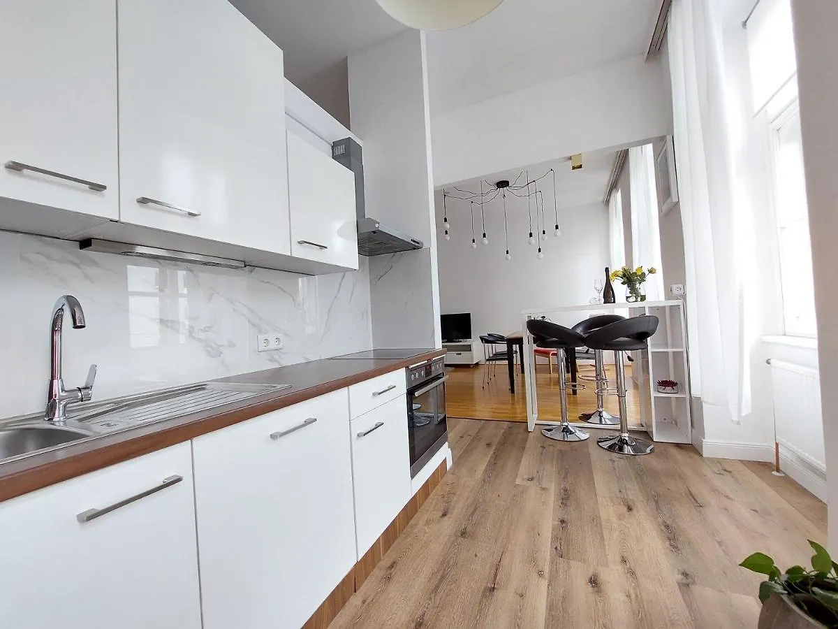 Vienna Charm Apartment location